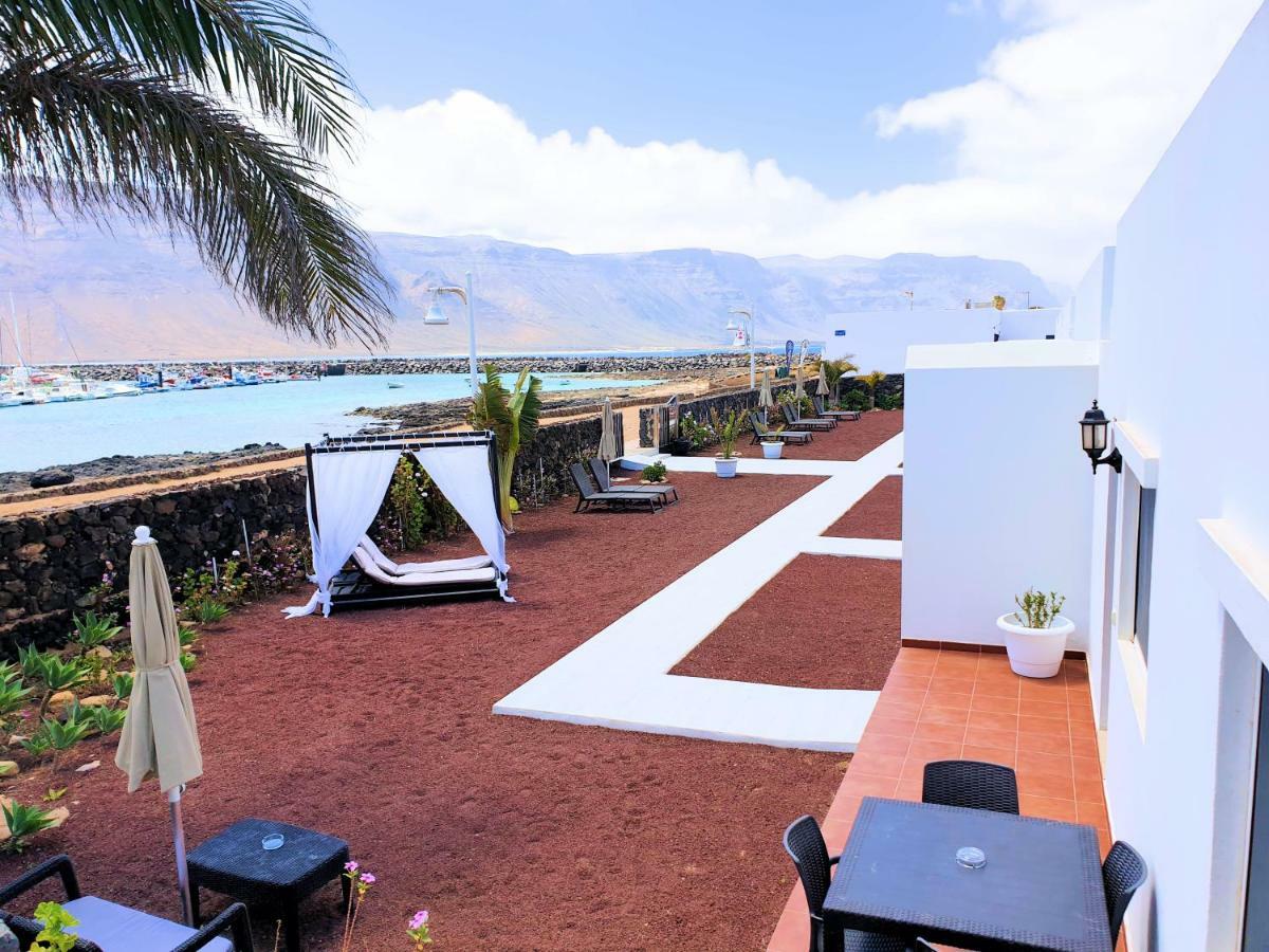 La Graciosa Camelia Beach Vistas Mar Caleta de Sebo Exterior photo